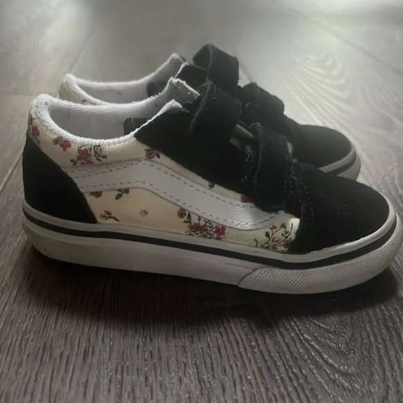 Toddler Girl Vans (Size 7.5) - Picture 1 of 4